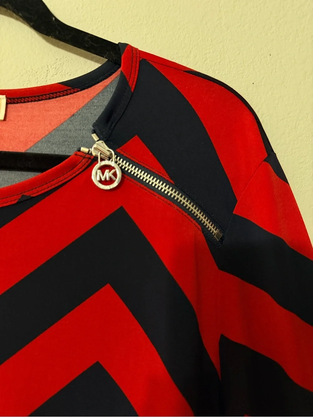Michael Kors Red and Black Chevron Long Sleeve Shift Dress with Zip Accent